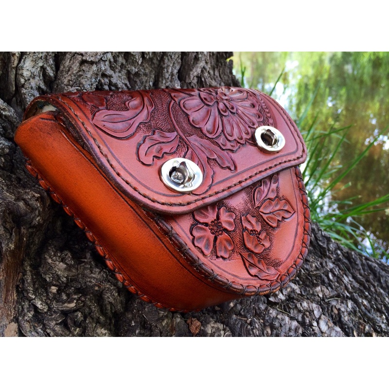 Annie Margarita Leather Reel Case – “Wild Rose”
