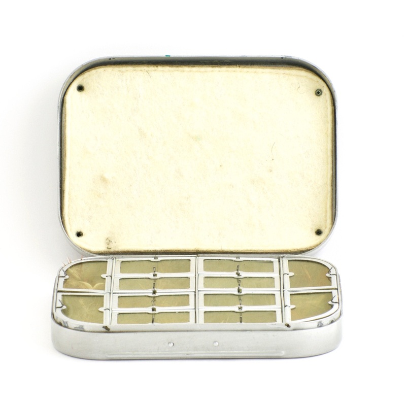 Wheatley Dry Fly Box – 12 compartments with vintage dry flies